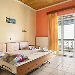 Lefkothea 4